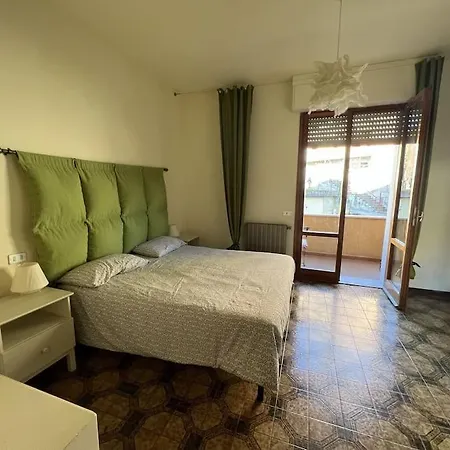 Appartement Bilocale Colourful - San Terenzo, *